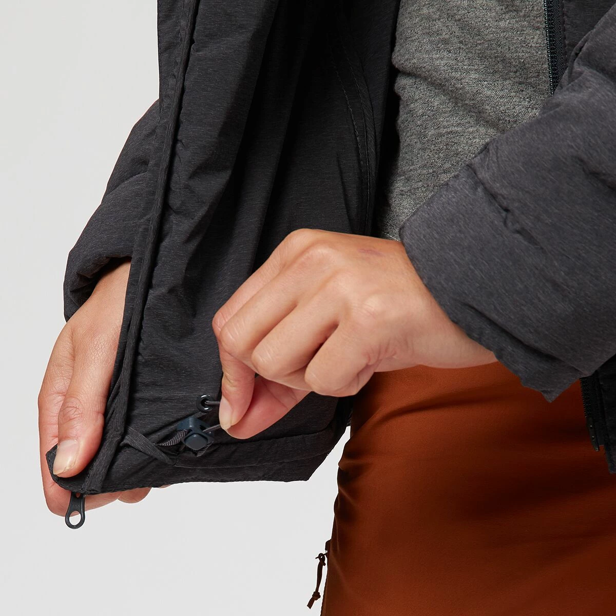 Mountain Hardwear Stretchdown Hooded Jacket Women's 7 Mountain Hardwear Stretchdown Hooded Jacket Women's - Image 5